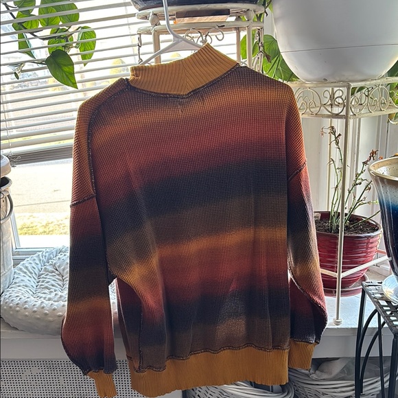 Colorful Gradient Turtleneck Long Sleeve - Picture 3 of 3